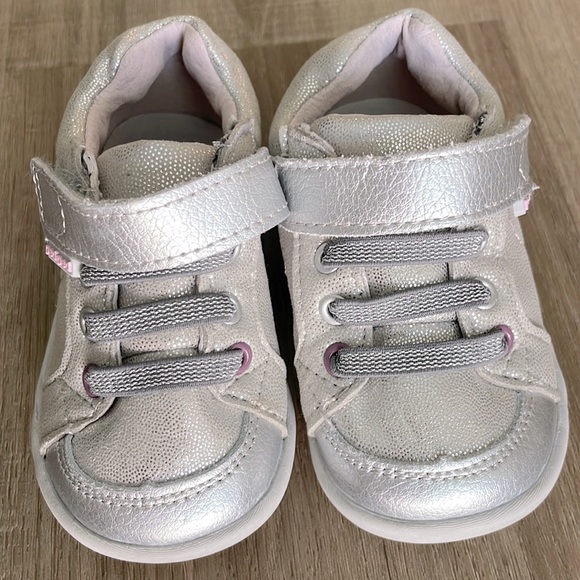 Toddler Girl Orthopaedic Pediped Shoes - Silver - Picture 1 of 5